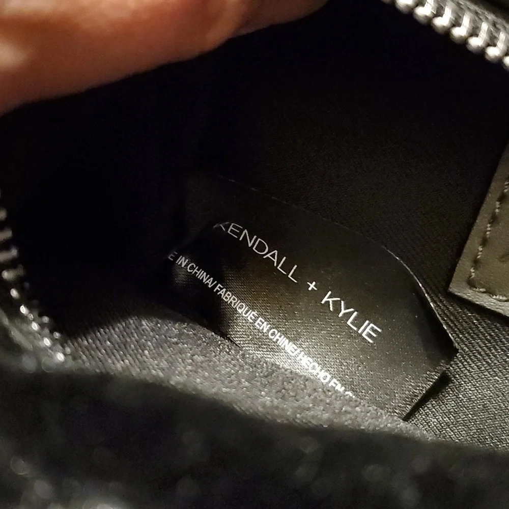 NEW Kendall & Kylie Black Velvet Cube Cosmetic Bag